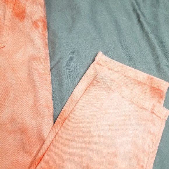 Pink acid wash Guess jeans - Picture 8 of 11